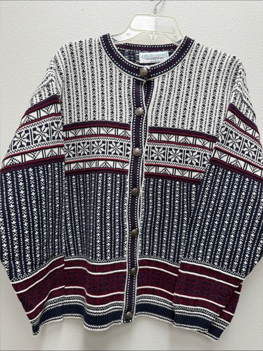 Vintage Chelsea Garden Navy and Burgundy Patterned Women's Cardigan